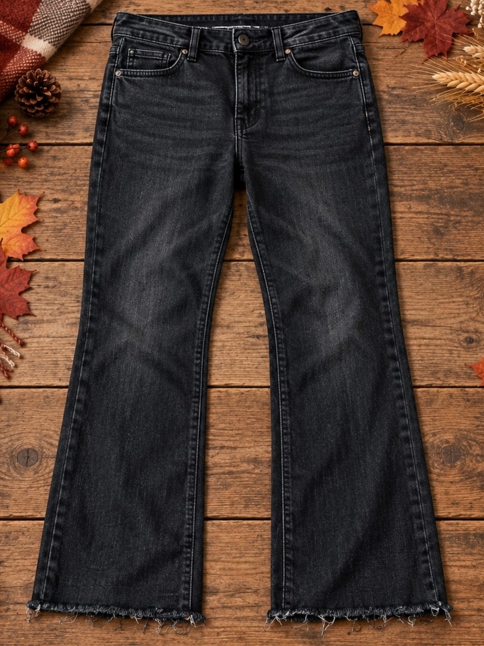 Social Standard by Sanctuary high-rise cropped straight-leg jeans Size 12